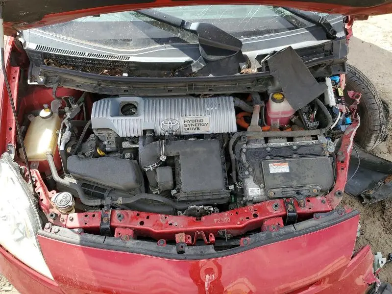 2013 TOYOTA PRIUS TWO  