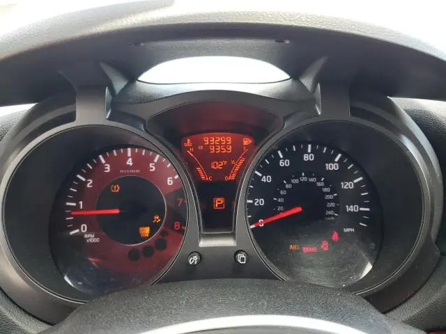 2014 NISSAN JUKE S  
