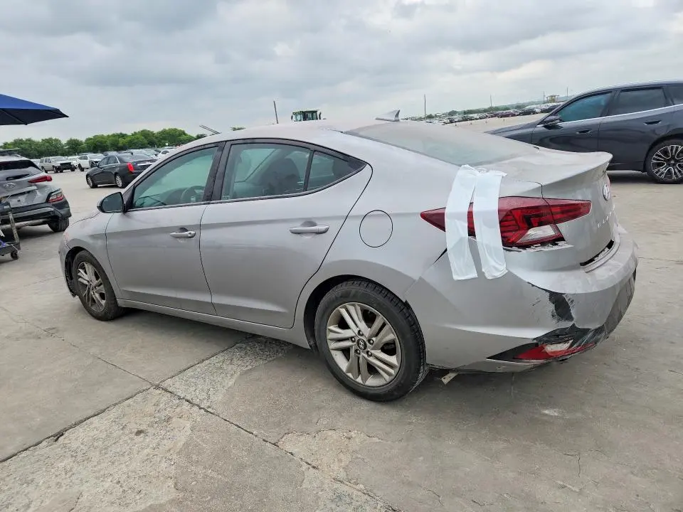 2020 HYUNDAI ELANTRA SEL  