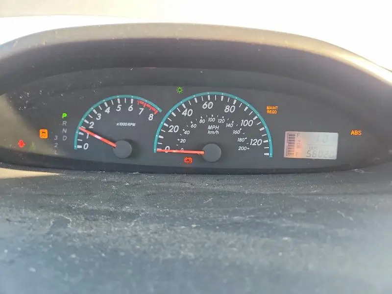 2011 TOYOTA YARIS BASE  