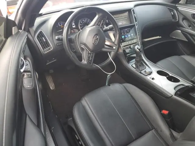 2018 INFINITI Q60 LUXE 300  