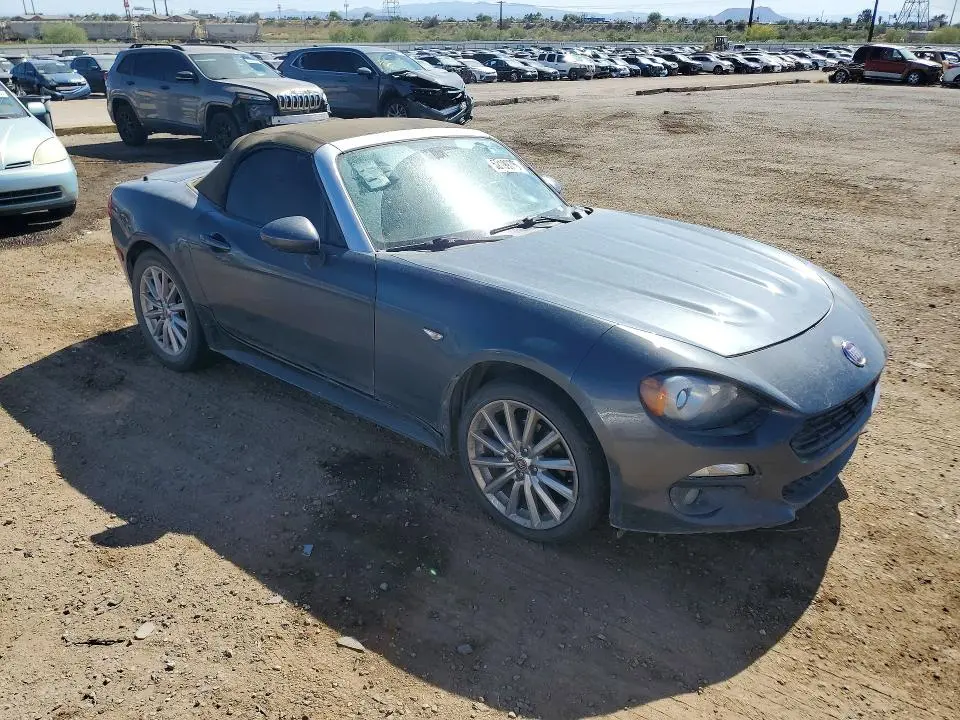 2019 FIAT 124 SPIDER CLASSICA  