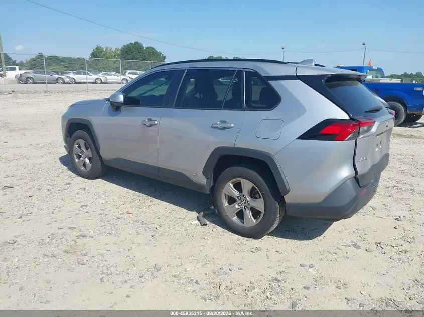 2023 TOYOTA RAV4 HYBRID XLE