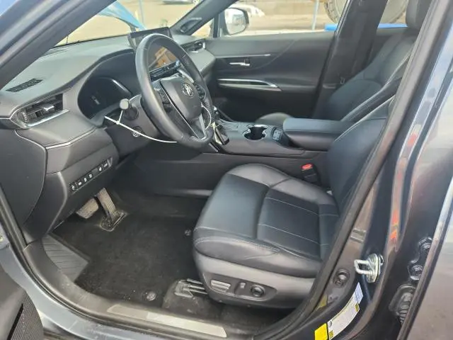 2023 TOYOTA VENZA LE  