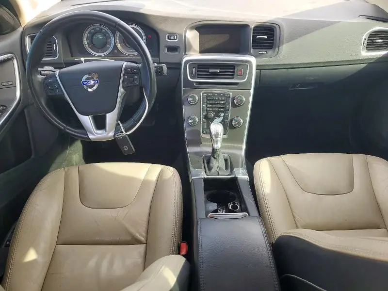 2013 VOLVO S60 T5  