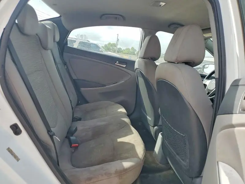 2015 HYUNDAI ACCENT GLS  