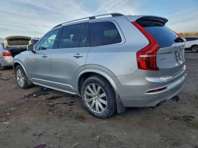 2016 VOLVO XC90 T6  