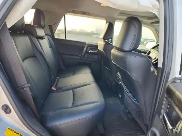 2020 TOYOTA 4RUNNER SR5/SR5 PREMIUM  