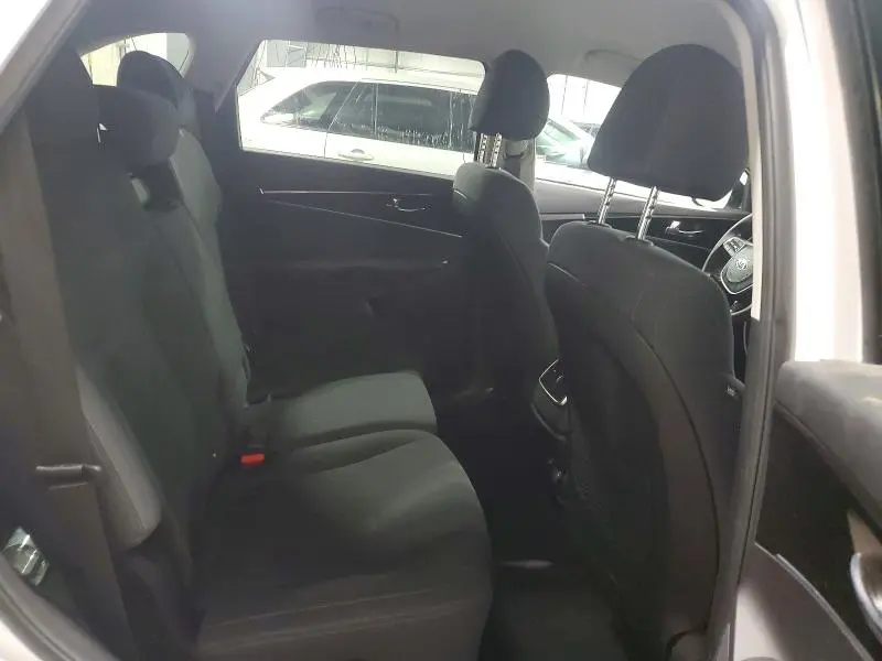 2019 KIA SORENTO LX V6  