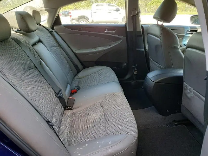 2013 HYUNDAI SONATA SE  