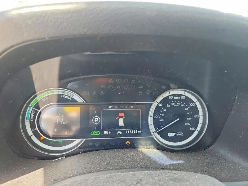 2018 KIA NIRO LX  