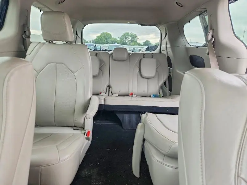 2018 CHRYSLER PACIFICA TOURING L PLUS  