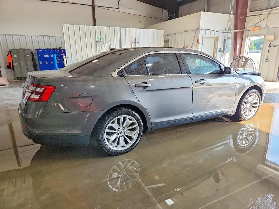 2017 FORD TAURUS LIMITED  