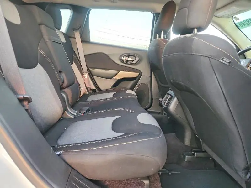 2017 JEEP CHEROKEE SPORT  