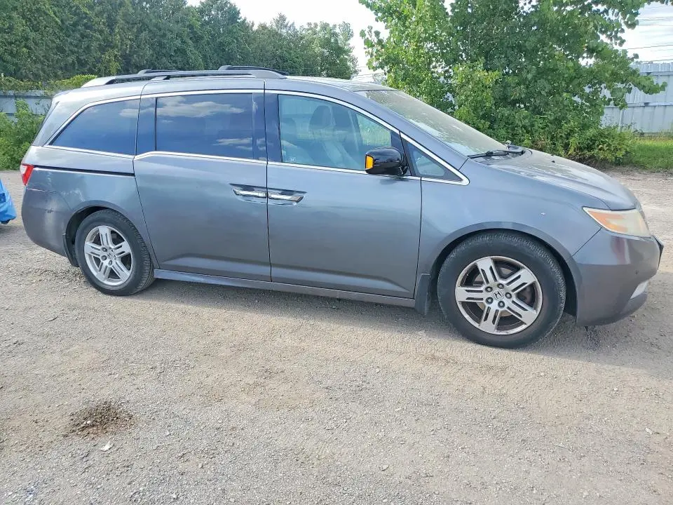 2011 HONDA ODYSSEY TOURING  