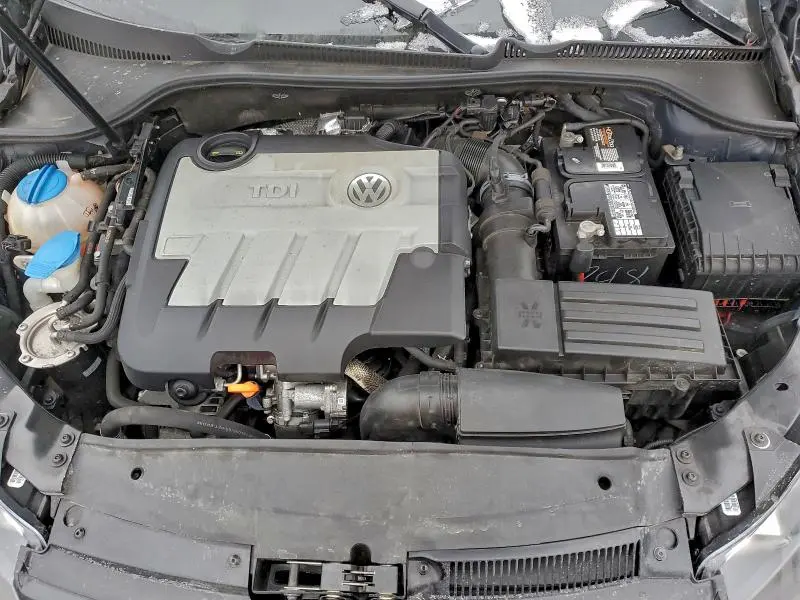 2013 VOLKSWAGEN GOLF   