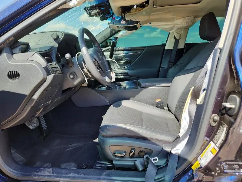 2025 LEXUS ES 300H BASE  