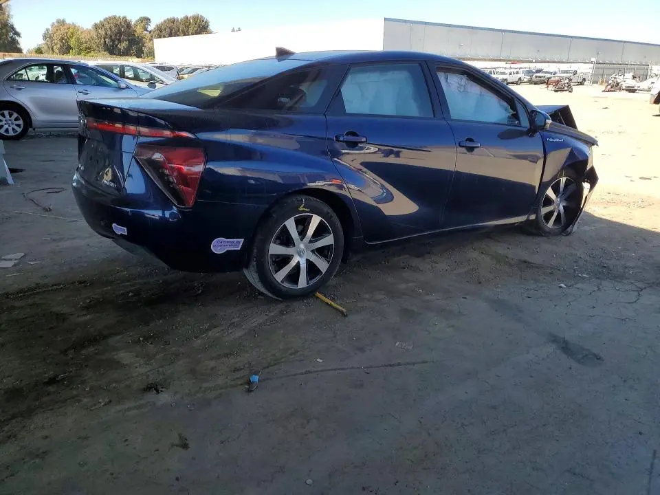 2018 TOYOTA MIRAI BASE  