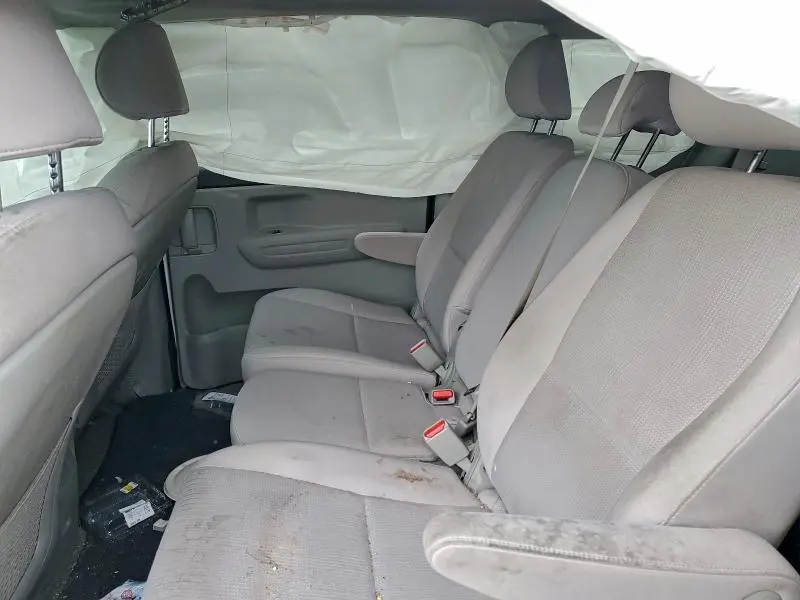 2019 KIA SEDONA LX  