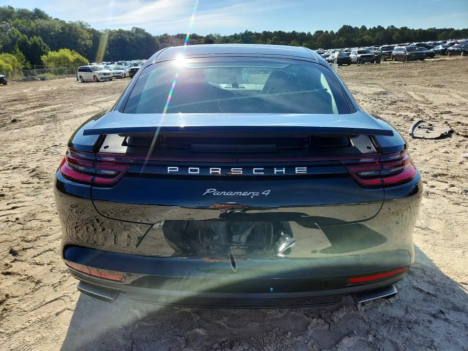 2019 PORSCHE PANAMERA BASE  