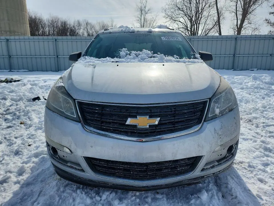 2014 CHEVROLET TRAVERSE LS  