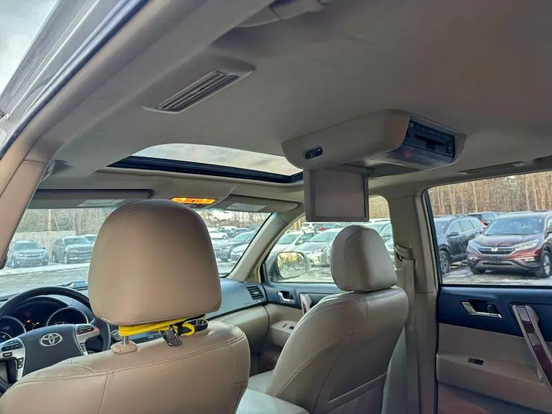 2012 TOYOTA HIGHLANDER HYBRID LIMITED  