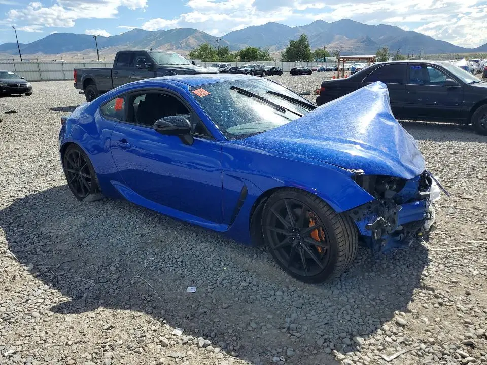 2025 SUBARU BRZ TS  