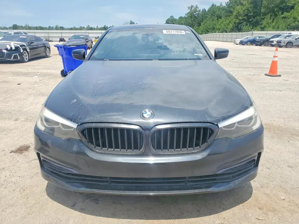 2018 BMW 530E   
