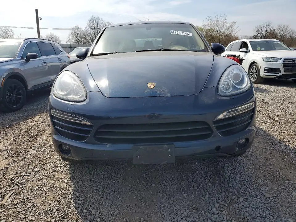 2014 PORSCHE CAYENNE   