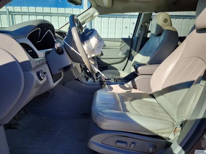 2013 CHEVROLET TRAVERSE LTZ  