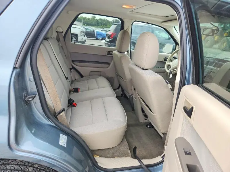 2011 FORD ESCAPE XLT  