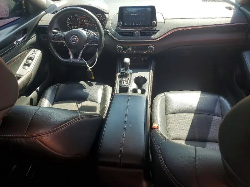 2021 NISSAN ALTIMA SR  