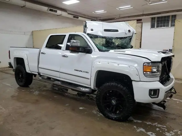 2017 GMC SIERRA K2500 DENALI  