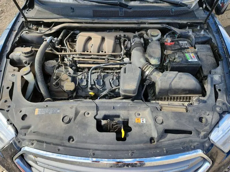 2015 FORD TAURUS SEL  