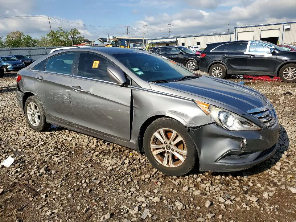 2012 HYUNDAI SONATA GLS  