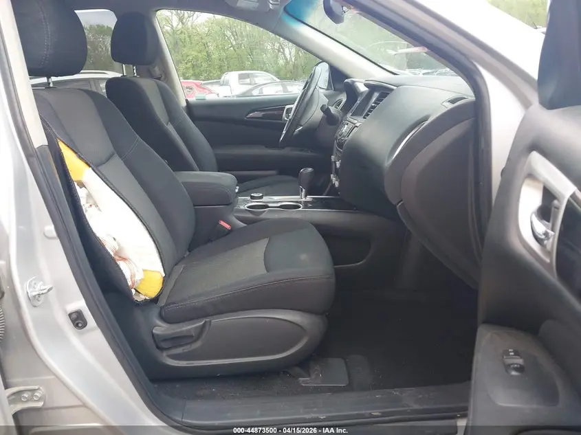 2017 NISSAN PATHFINDER SV