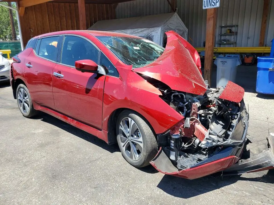 2021 NISSAN LEAF SV  