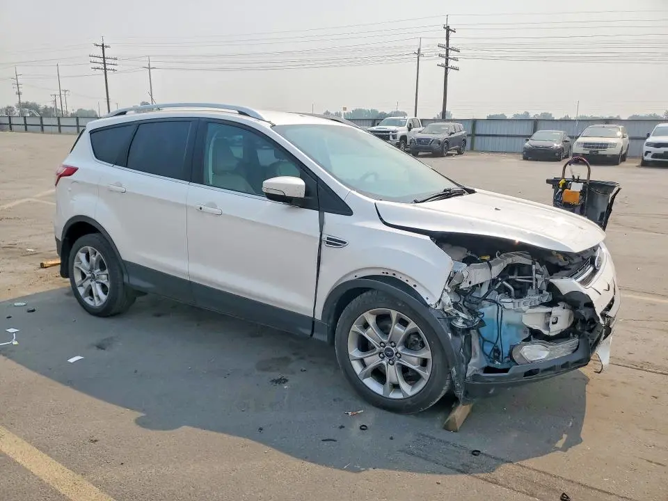 2016 FORD ESCAPE TITANIUM  
