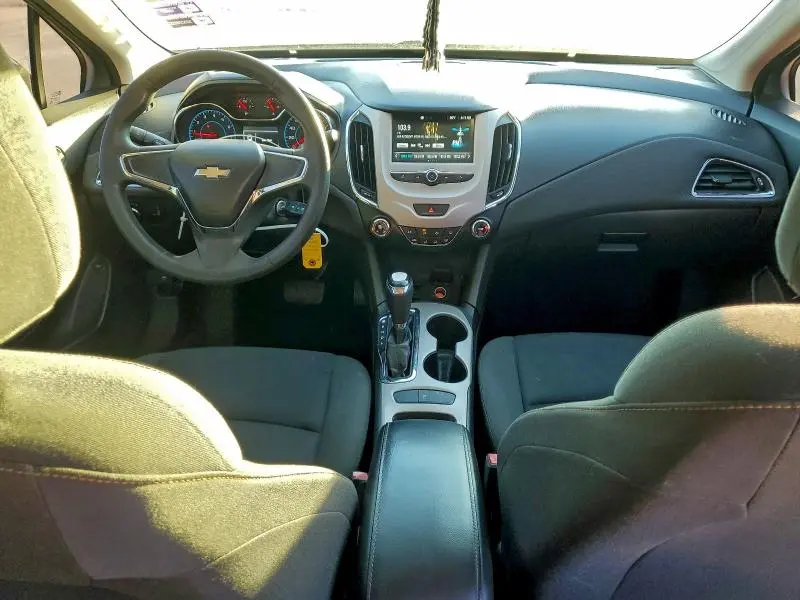 2016 CHEVROLET CRUZE LS  
