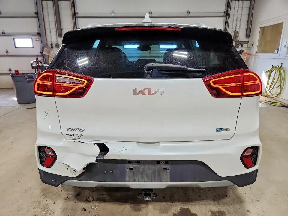 2022 KIA NIRO EX  