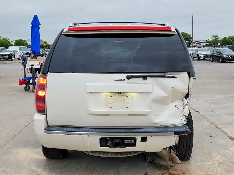 2011 GMC YUKON DENALI  
