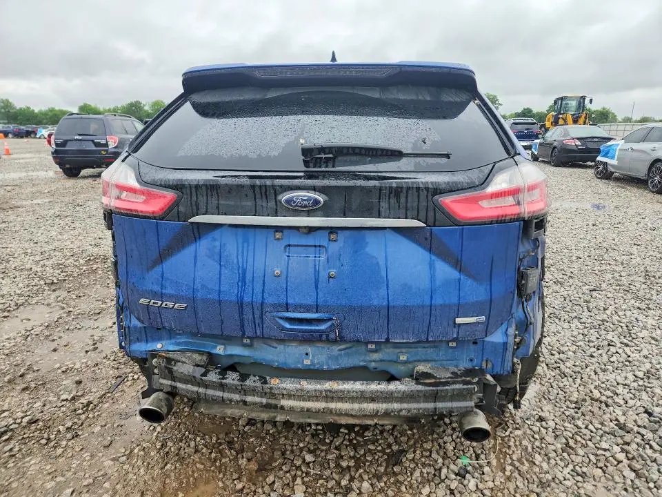 2020 FORD EDGE SE  