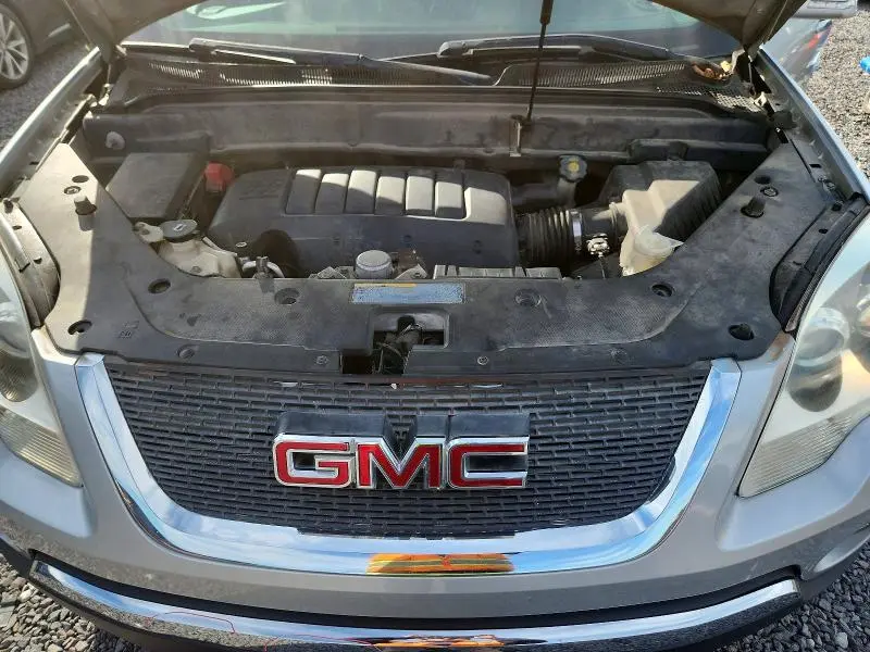 2011 GMC ACADIA SLT-1  