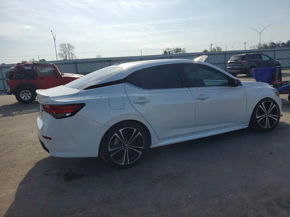 2020 NISSAN SENTRA SR  