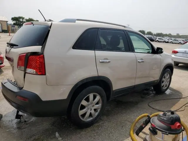 2011 KIA SORENTO BASE  