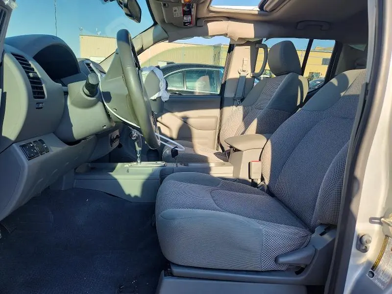 2019 NISSAN FRONTIER SV  