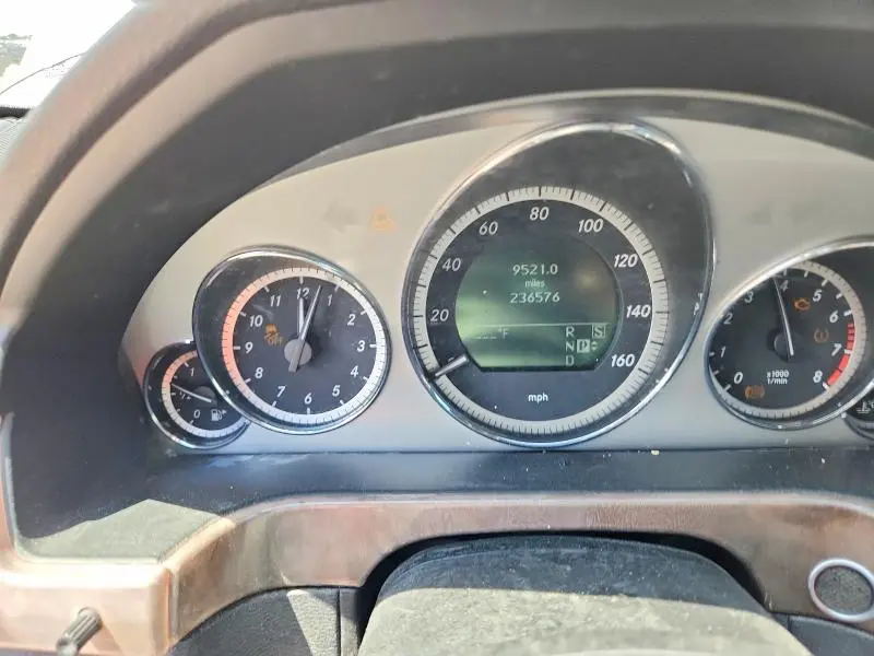 2010 MERCEDES-BENZ E 350  