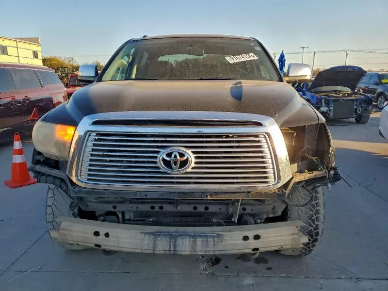 2013 TOYOTA TUNDRA CREWMAX LIMITED  