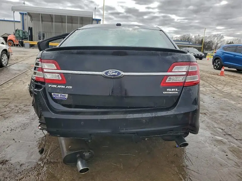 2018 FORD TAURUS SEL  