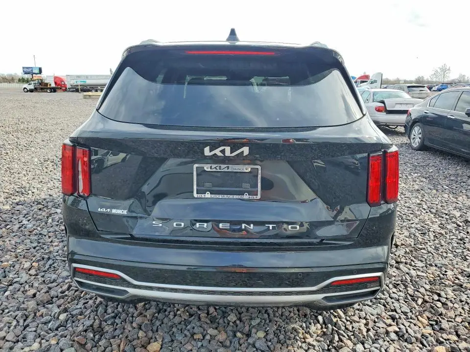 2022 KIA SORENTO SX  